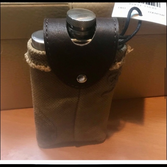 Juicy Couture flask men’s line NWT RAREST - Picture 5 of 11